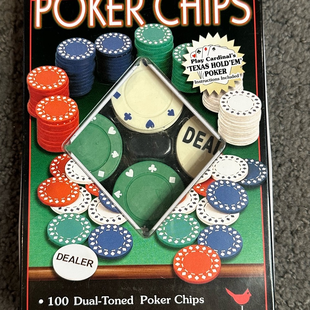 Cardinal Professional Poker Chips Set of 100 Pieces with Dealer Button